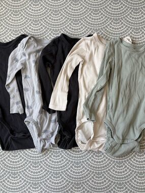 H&M Long Sleeve Bodysuit Bundle